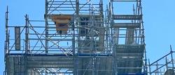 Un treuil HUCHEZ sur le chantier de la Cathédrale Basilique Saint Denis